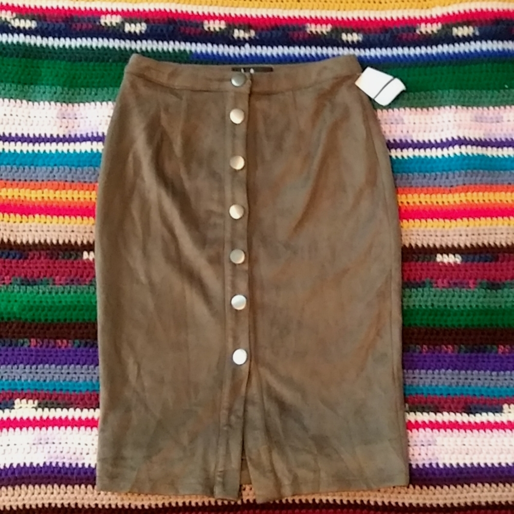 Lulus oliveish button up skirt small